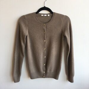 uniqlo cashmere cardigan sweater